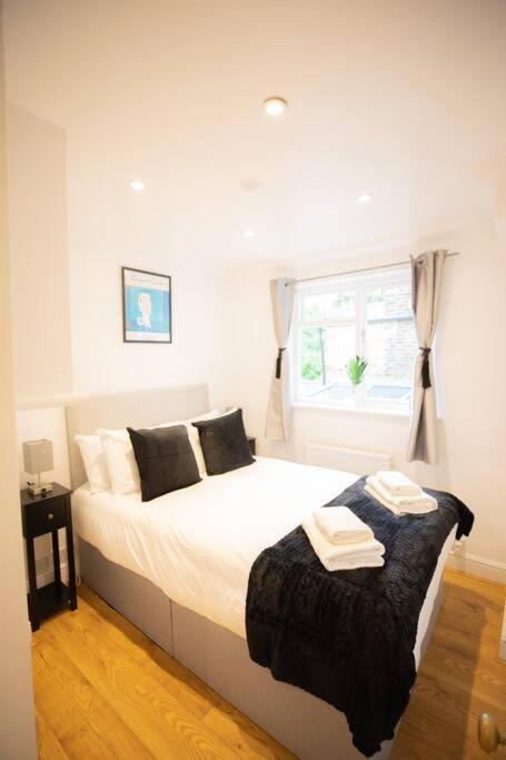 Perfect Location 4Bed 2 Bath Spacious Apartment Londres Extérieur photo
