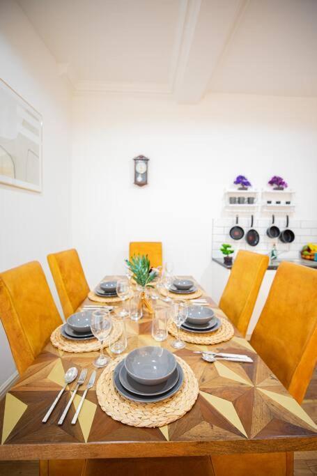 Perfect Location 4Bed 2 Bath Spacious Apartment Londres Extérieur photo