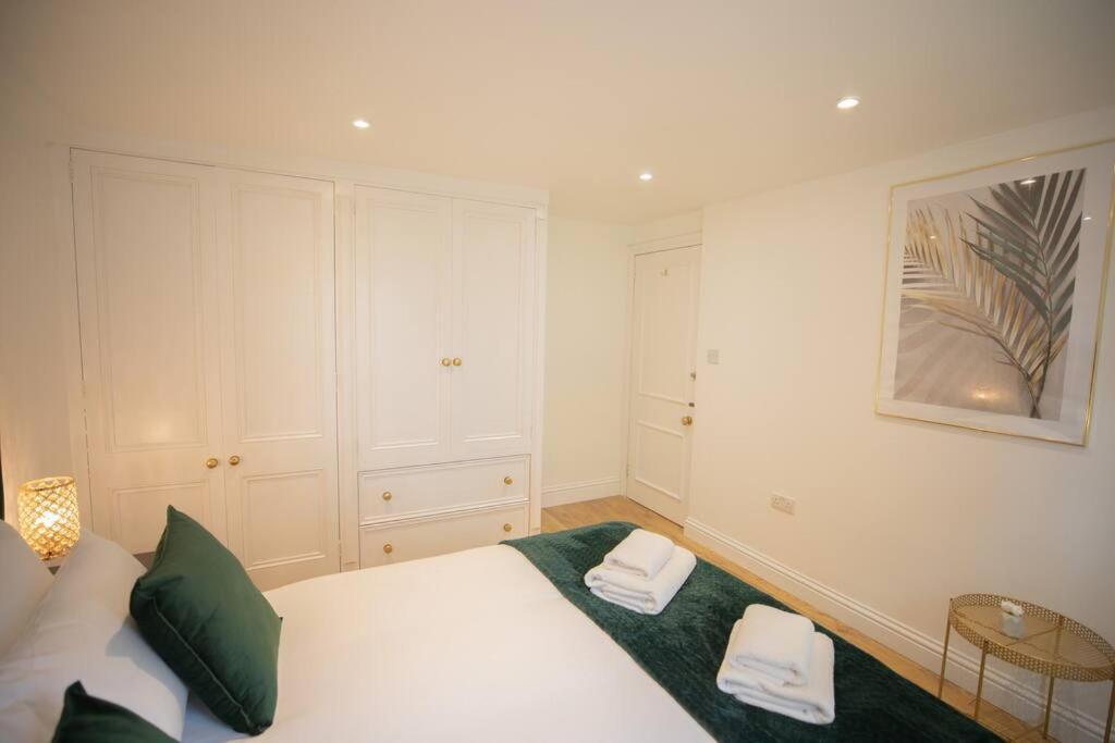 Perfect Location 4Bed 2 Bath Spacious Apartment Londres Extérieur photo